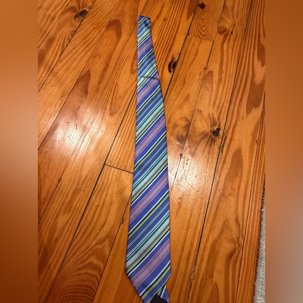 Mens 100% authentic hermes tie! Never worn, amazing condition